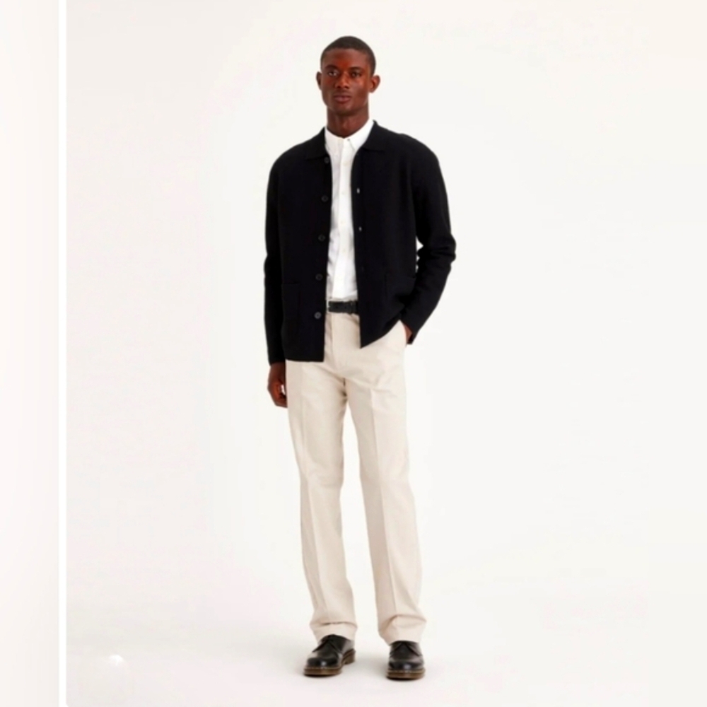 DOCKERS Signature Khakis Classic Fit - Versatile Pant